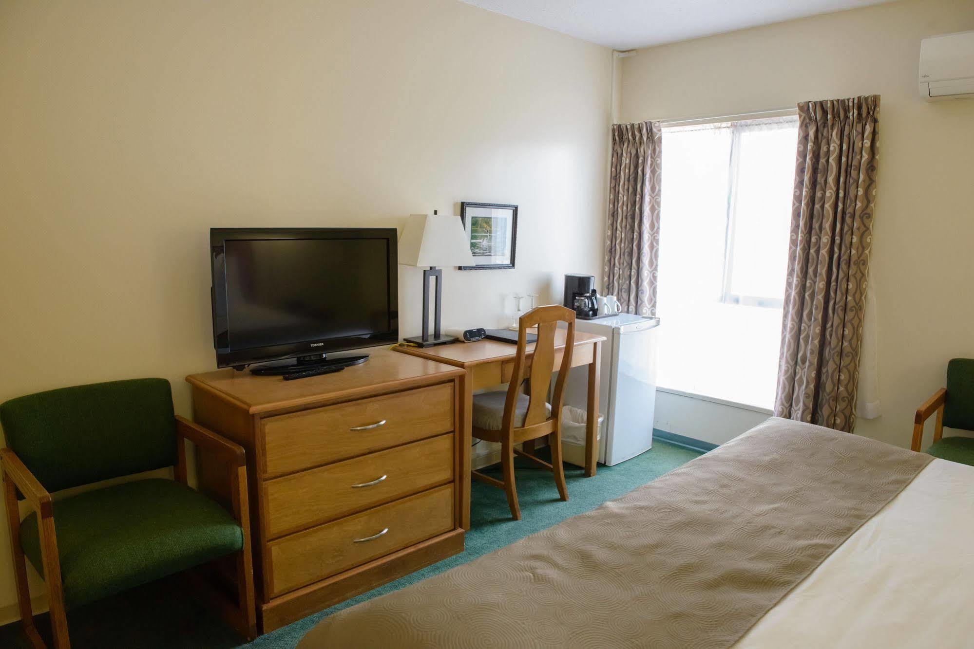 Driftwood Inn Sechelt Kültér fotó