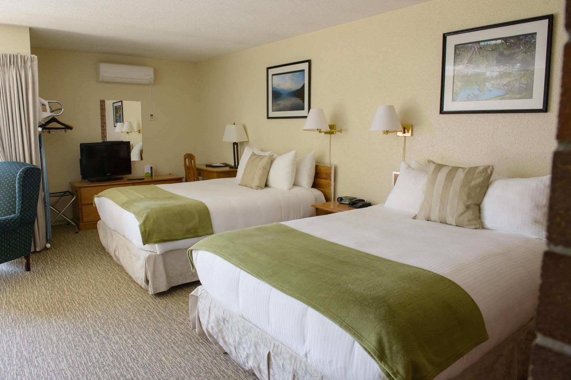 Driftwood Inn Sechelt Kültér fotó