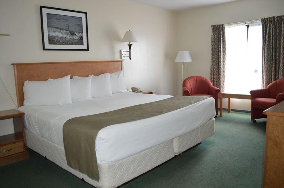 Driftwood Inn Sechelt Kültér fotó