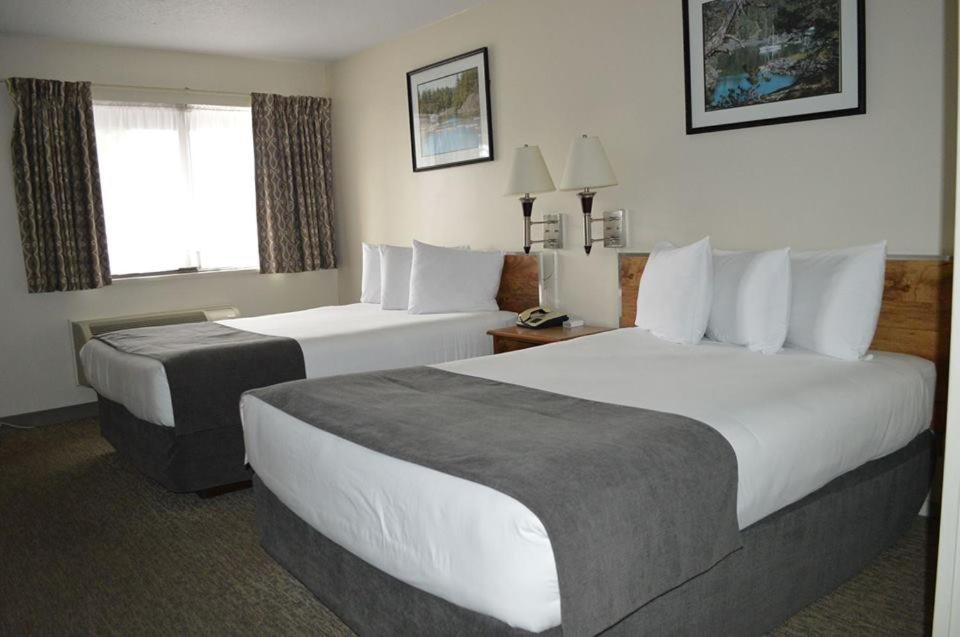 Driftwood Inn Sechelt Kültér fotó